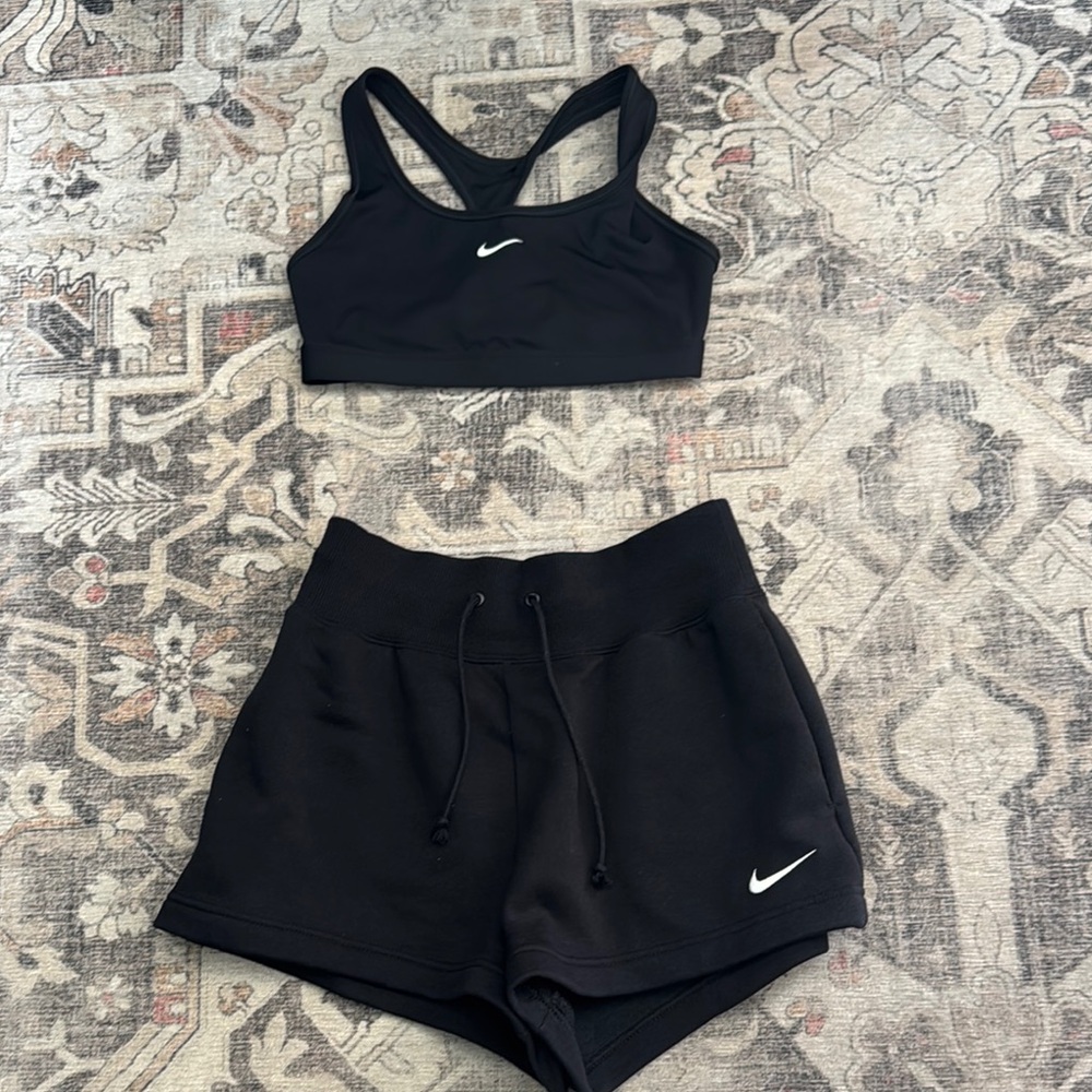 Nike Black Activewear Set size small